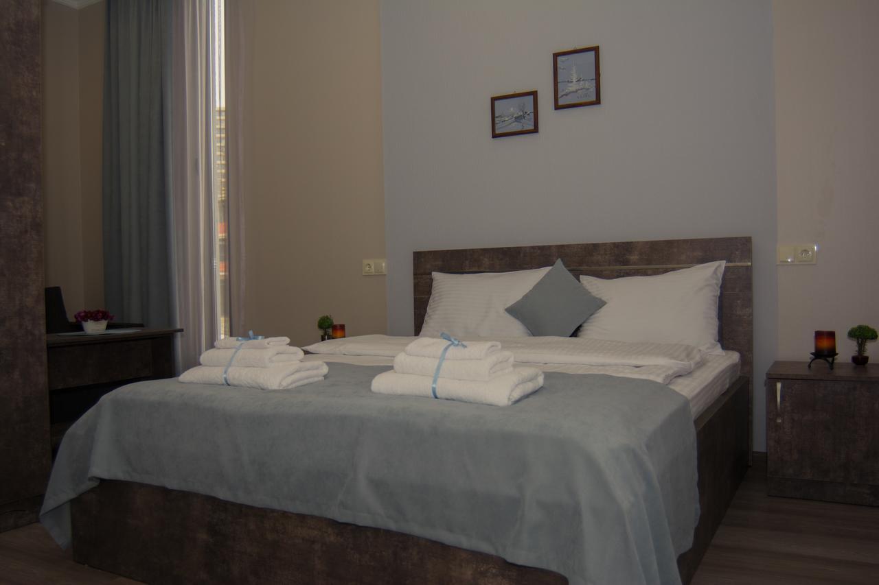 Hotel Nabadi Tiflis Exterior foto