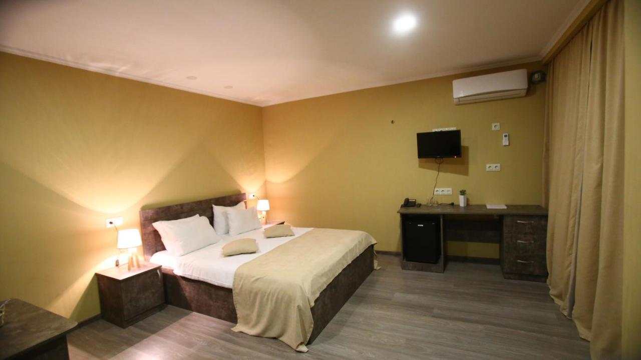 Hotel Nabadi Tiflis Exterior foto