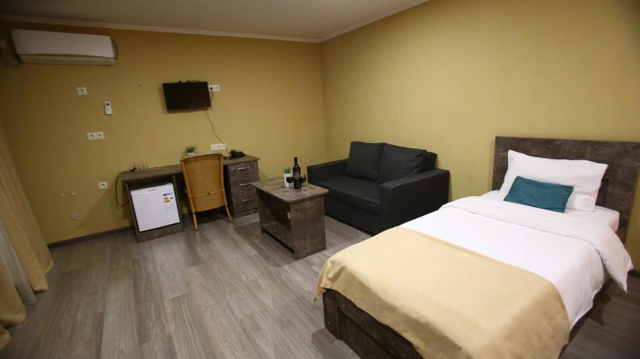 Hotel Nabadi Tiflis Exterior foto